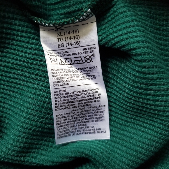 🆕️Kids Dino Thermal Top Size XL - Picture 3 of 3